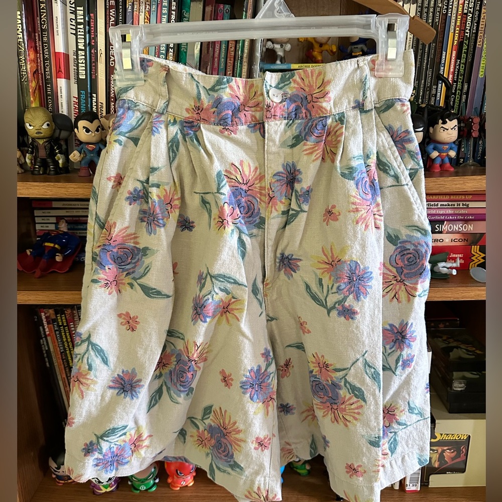 Vintage 62 East Floral Shorts